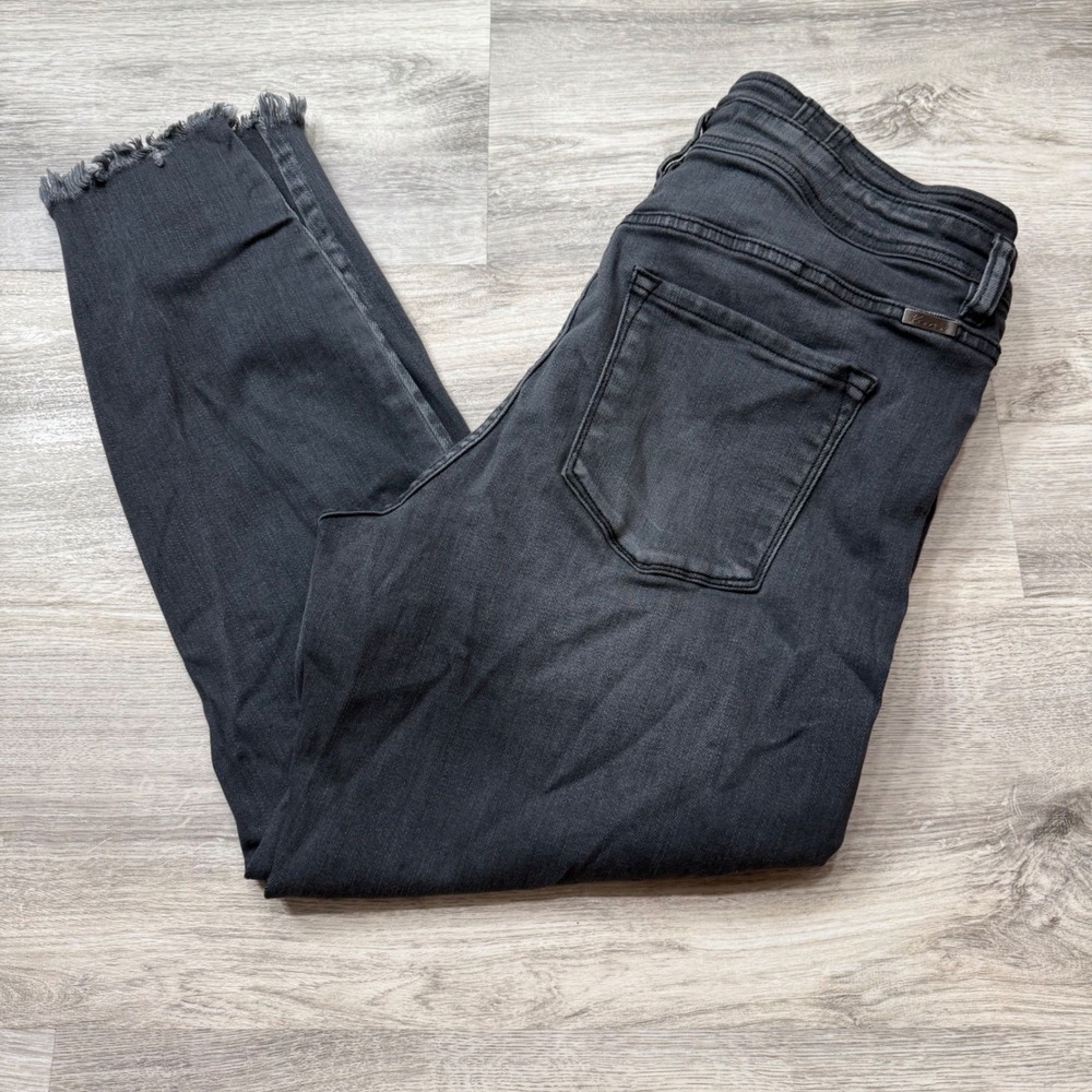 KanCan Black Frayed Hem Ankle Jeans